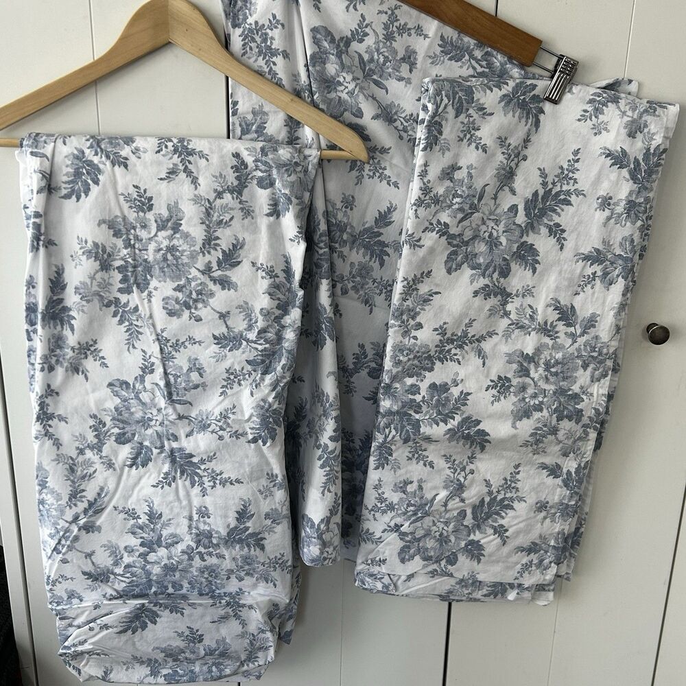 Laura Ashley Sheet Set Full Blue White Floral Cottage Farmhouse Flat Fitted 3pc - Picture 2 of 6